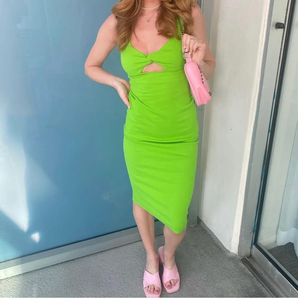 Neon green Zara maxi dress, keyhole cutout in center size small - Picture 2 of 2